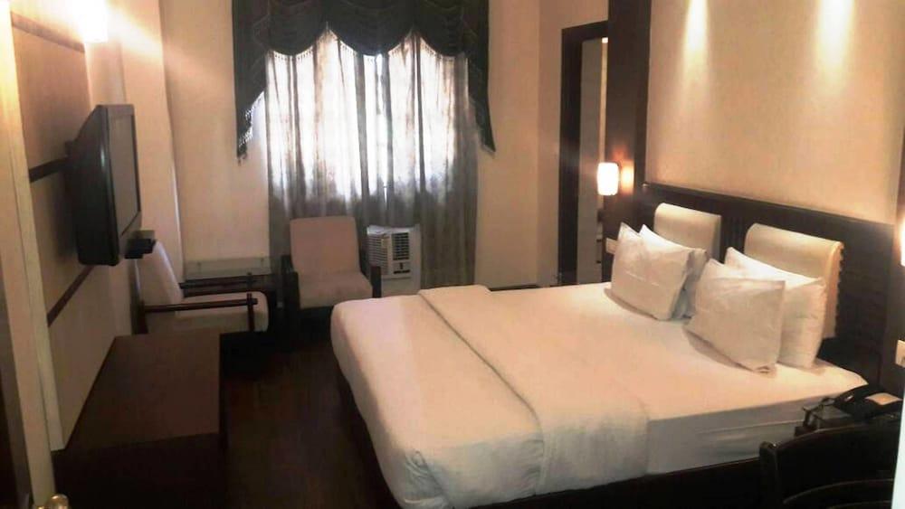 Hotel Shiva Residency Dehradun Dış mekan fotoğraf