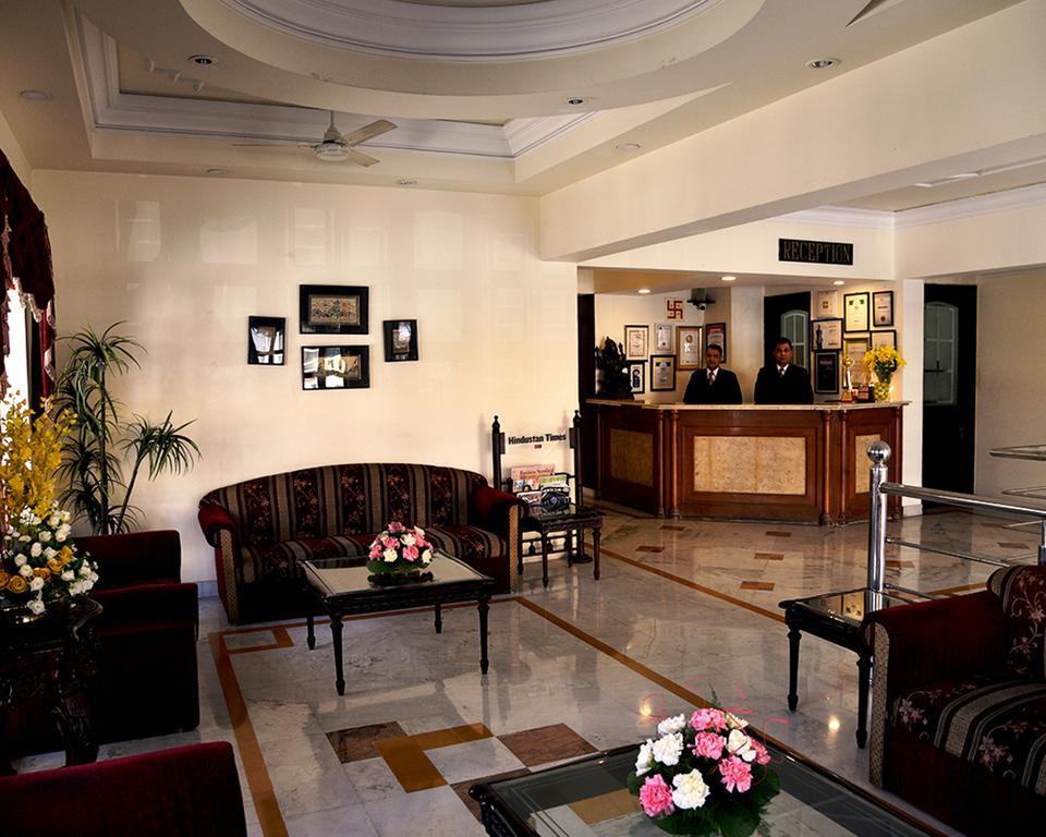 Hotel Shiva Residency Dehradun Dış mekan fotoğraf