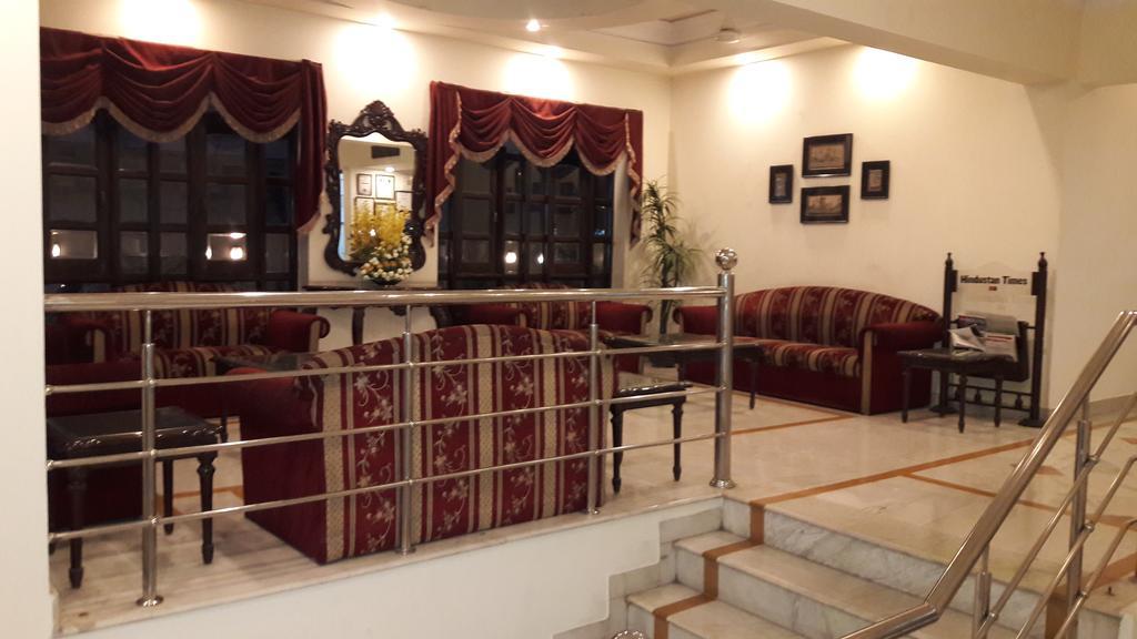 Hotel Shiva Residency Dehradun Dış mekan fotoğraf