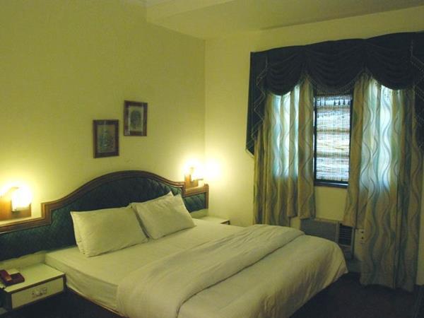 Hotel Shiva Residency Dehradun Dış mekan fotoğraf