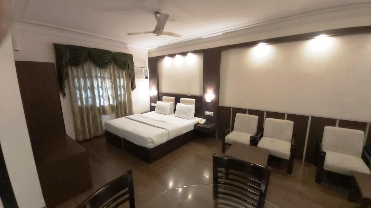 Hotel Shiva Residency Dehradun Dış mekan fotoğraf